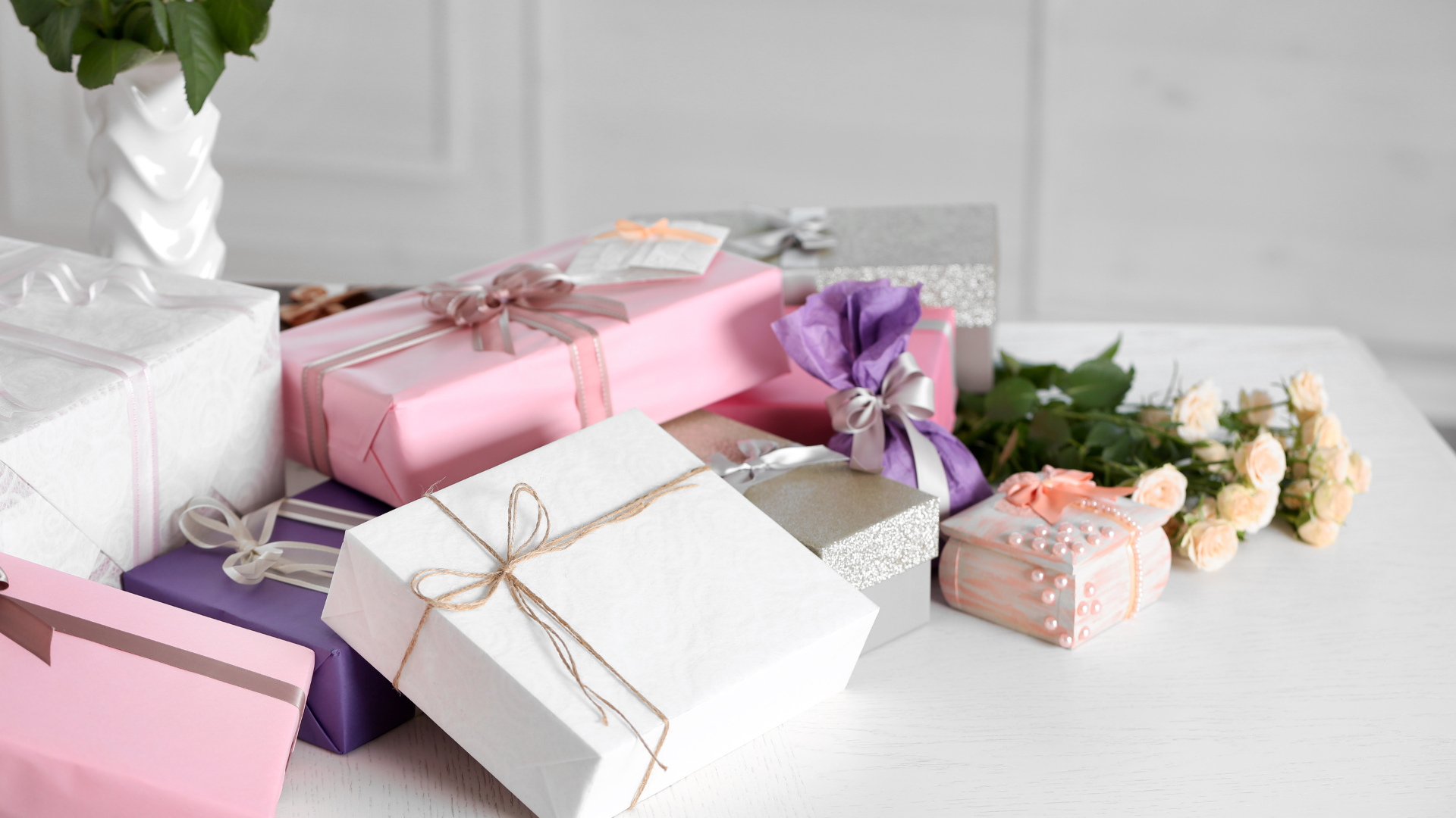 Celebrate With the 20 Best Anniversary Gifts for Any Milestone